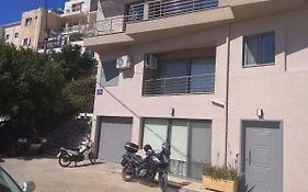 Holy Paraskevi Apartment